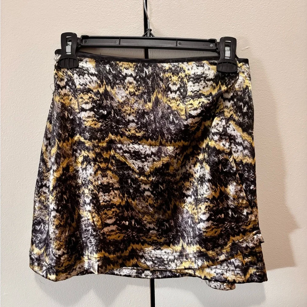 Urban Outfitters Satin Wrap Mini Skirt Size M Paris Side Tie Y2K Going Out Skirt - Picture 5 of 8